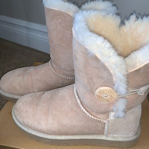 women’s ugg boots